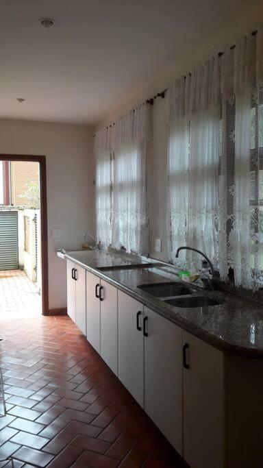Casa E Vista Privilegiadas No Alto Do Capivari Campos do Jordão Exteriér fotografie